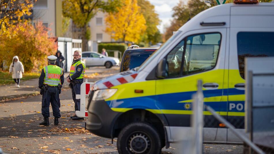 Bombenanschlag auf ein Auto in Wittmund in Niedersachsen