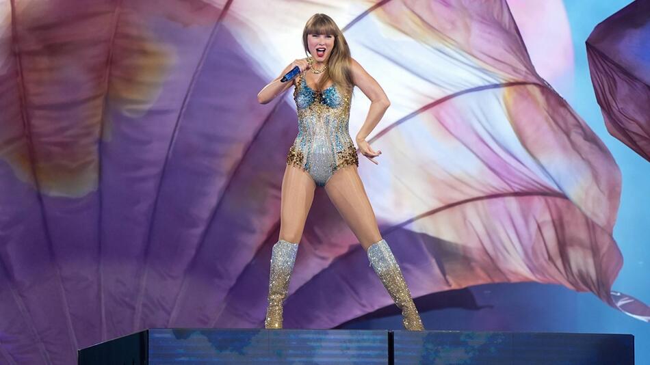 Taylor Swift hat mit ihrer "Eras Tour" einen weiteren Rekord gebrochen.