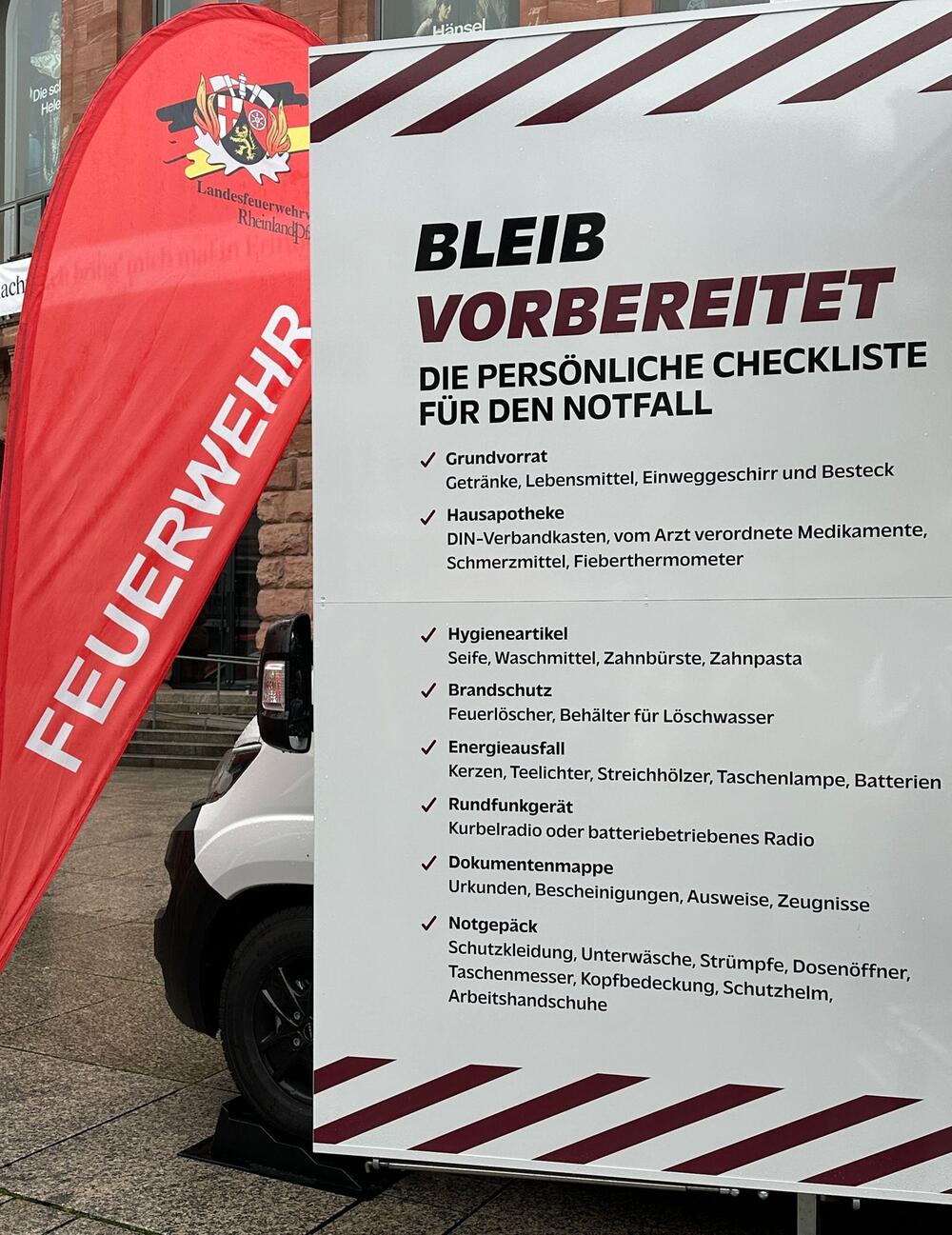 Infomobil für Bevölkerungsschutzkampagne "Bleib bereit"