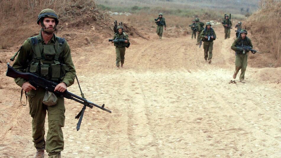 2006: Israelische Soldaten im Libanon