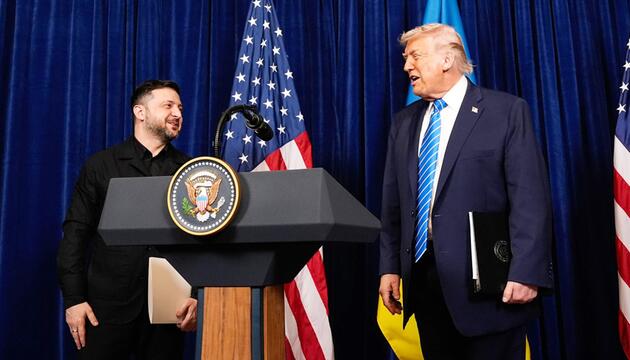 US-Präsident Trump empfängt Präsident Selenskyj in Florida