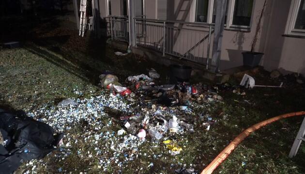 Kugelbomben-Explosion bei Vorbereitung – Mann am Auge verletzt