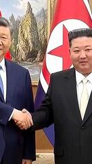 Diktatoren unter sich: Xi und Kim beschwören "neue Ära” ihrer Beziehungen in Nordkorea