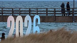 Installation "Zingst 2026" für Silvester am Ostseestrand