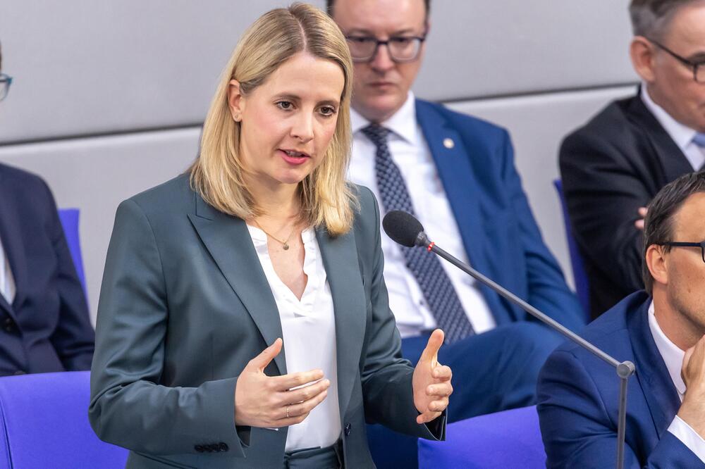 Baumininsterin Verena Hubertz (SPD)