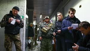 Vom russischen Verteidigungsministerium rekrutierte Männer