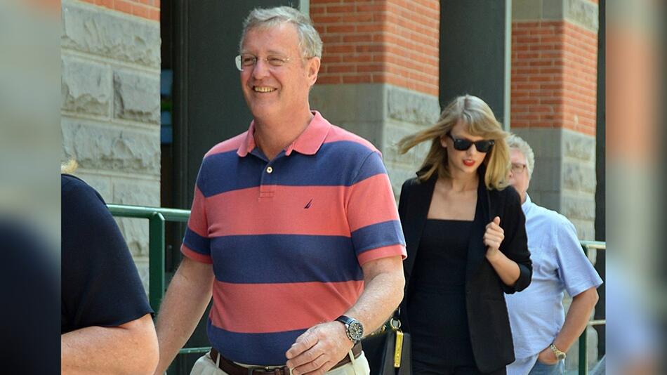 Scott Swift mit seiner berühmten Tochter Taylor Swift in Manhattan.