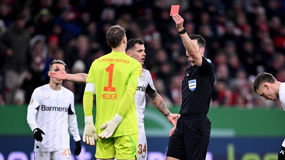 Manuel Neuer, Rote Karte, FC Bayern München, DFB Pokal