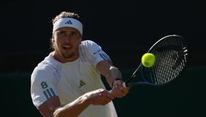 Alexander Zverev steht im Wimbledon-Achtelfinale.