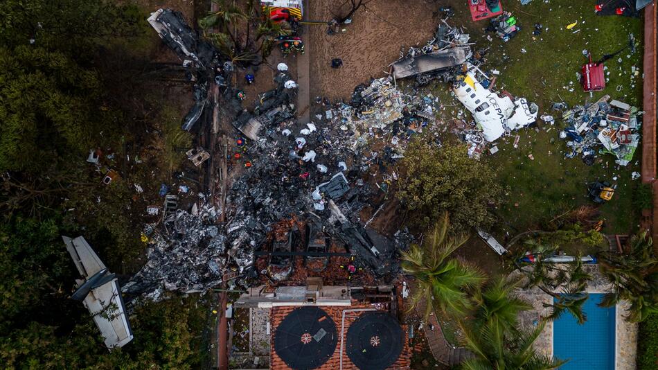 Turboprop-Flugzeug in Brasilien abgestürzt