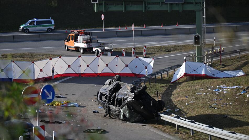 Prozessauftakt nach tödlichem Schleuserunfall