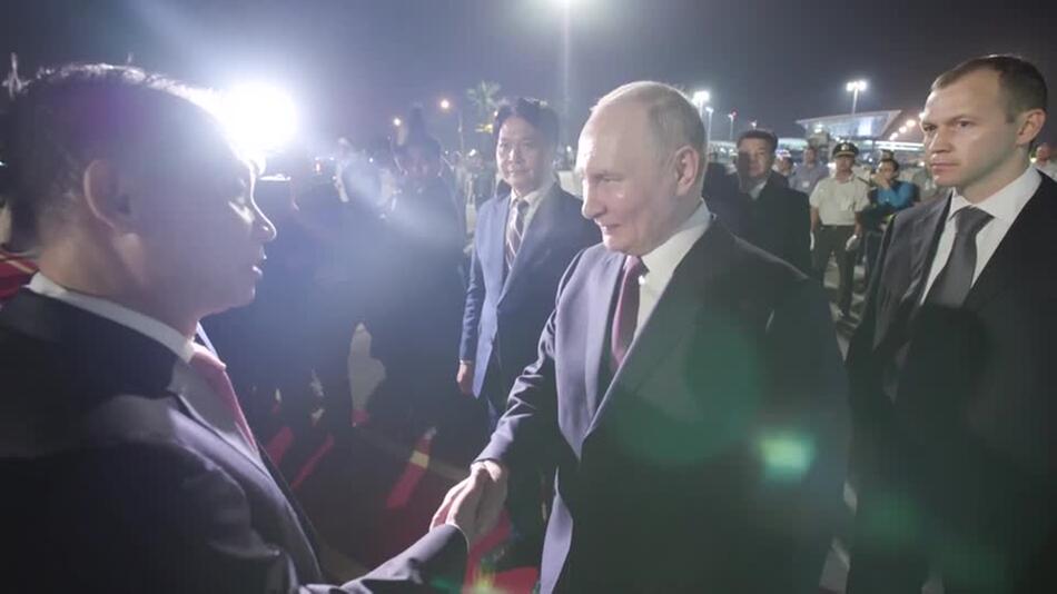Russlands Präsident Putin in Vietnam eingetroffen