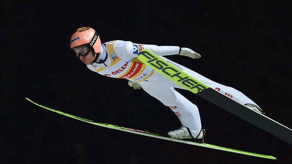 Der Österreicher Stefan Kraft springt zu Platz zwei im polnischen Wisla