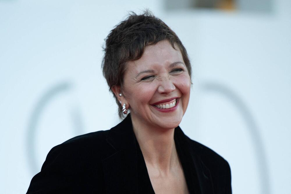 Maggie Gyllenhaal