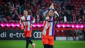 Manuel Neuer und Jonas Urbig 