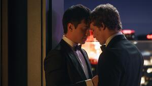 Hudson Williams (l.) und Connor Storrie