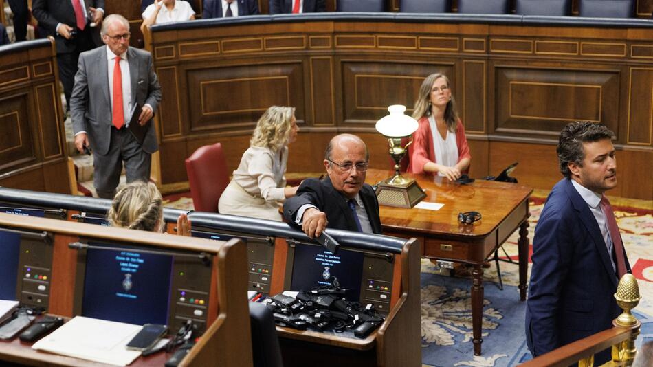 Parlamentssitzung in Spanien