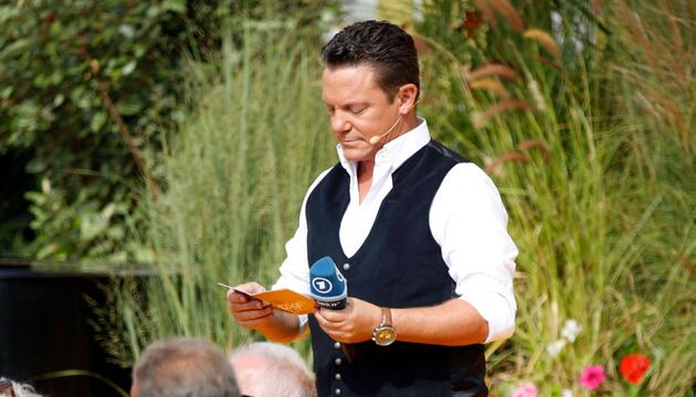 Stefan Mross in der TV-Show "Immer wieder sonntags" im Europa-Park.