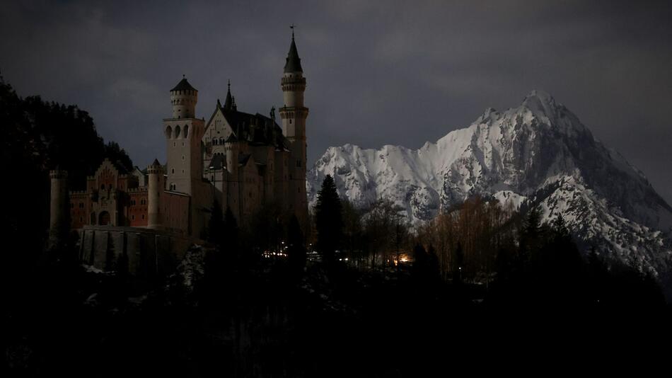 Earth Hour - Neuschwanstein