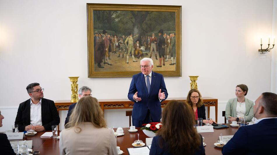 Bundespräsident Steinmeier trifft Gewerkschafter