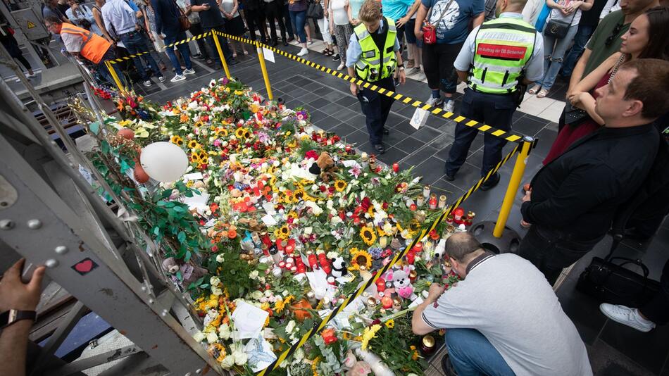 After attack at Frankfurt central station