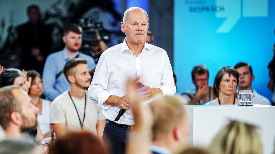 Bundeskanzler Scholz im Bürgergespräch