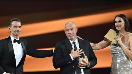 Goldene Henne für Unheilig-Sänger und Helene Fischer