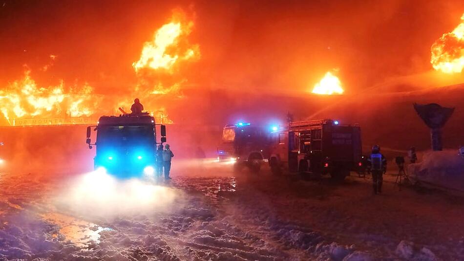 Großbrand in Tiroler Motorradmuseum