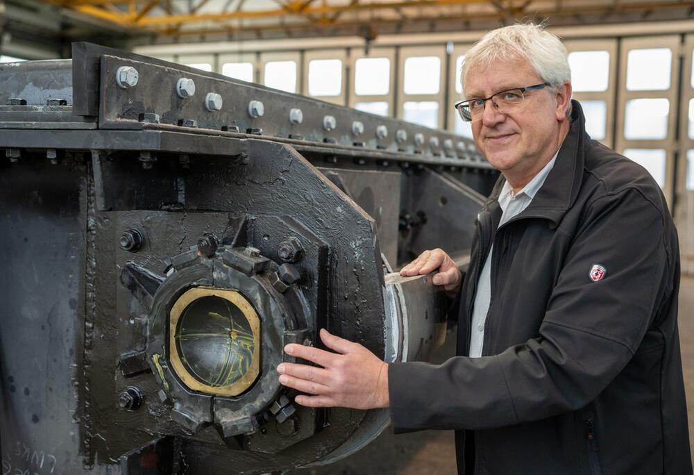 Neues Schleusentor für kaputte Moselschleuse