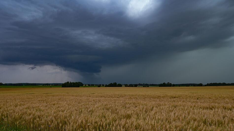 Nach Durchzug der Gewitter beruhigt sich das Wetter