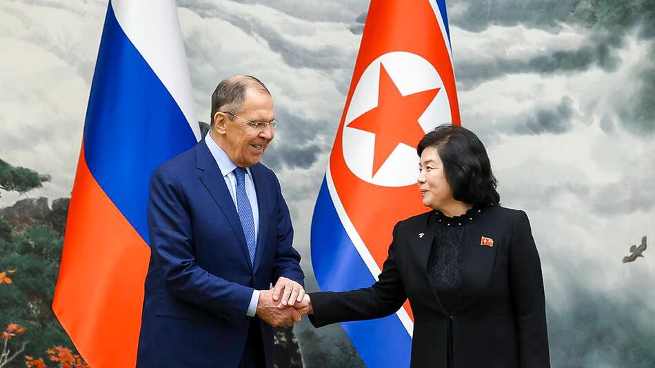 Russlands Außenminister Lawrow zu Gesprächen in Nordkorea