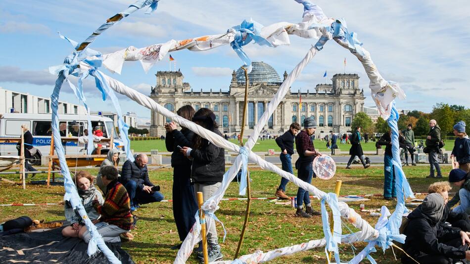 Camp der Klimaschutzbewegung Extinction Rebellion