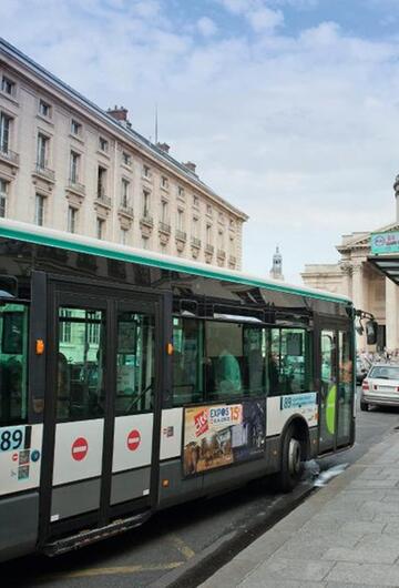 Per Linienbuss durch Paris