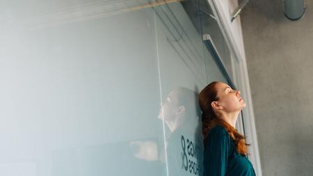 Manipulation im Job: Wann Hilfe von Dritten sinnvoll ist