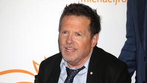 Michael J. Fox spielt in der dritten Staffel von "Shrinking" mit.