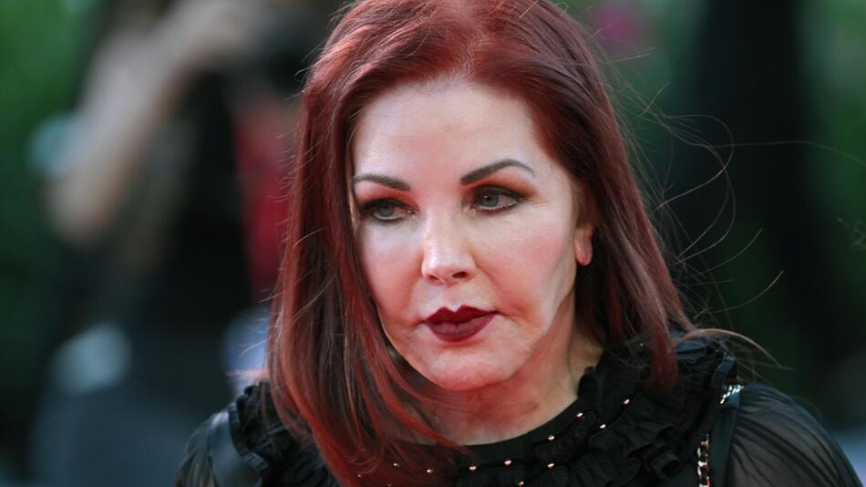 Priscilla Presley