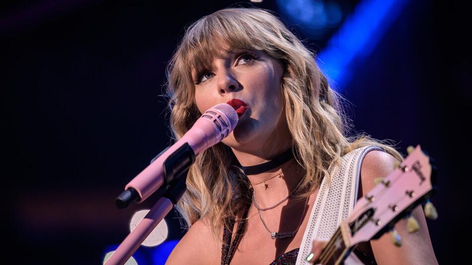 Taylor Swift veröffentlicht eine "Taylor's Version"-Streaming-Fassung ihres Konzertfilms "The ...