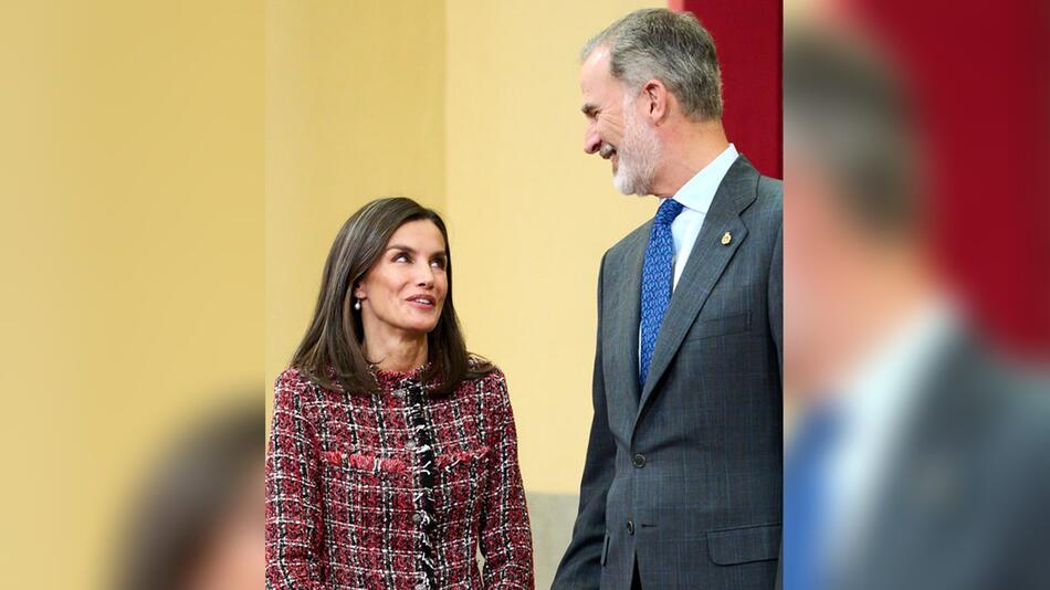 König Felipe und Königin Letizia von Spanien beim Treffen mit den Mitgliedern der "Prinzessin ...