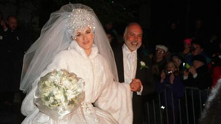 Céline Dion musste wegen Hochzeits-Diadem ins Krankenhaus