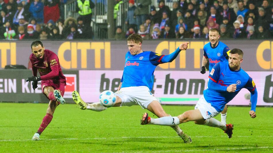 Holstein Kiel - FC Augsburg