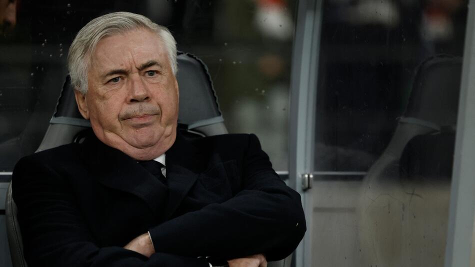 Real Madrids Trainer Carlo Ancelotti während der Partie bei Union Berlin