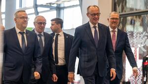 Spitzenverbände der Wirtschaft mit Merz