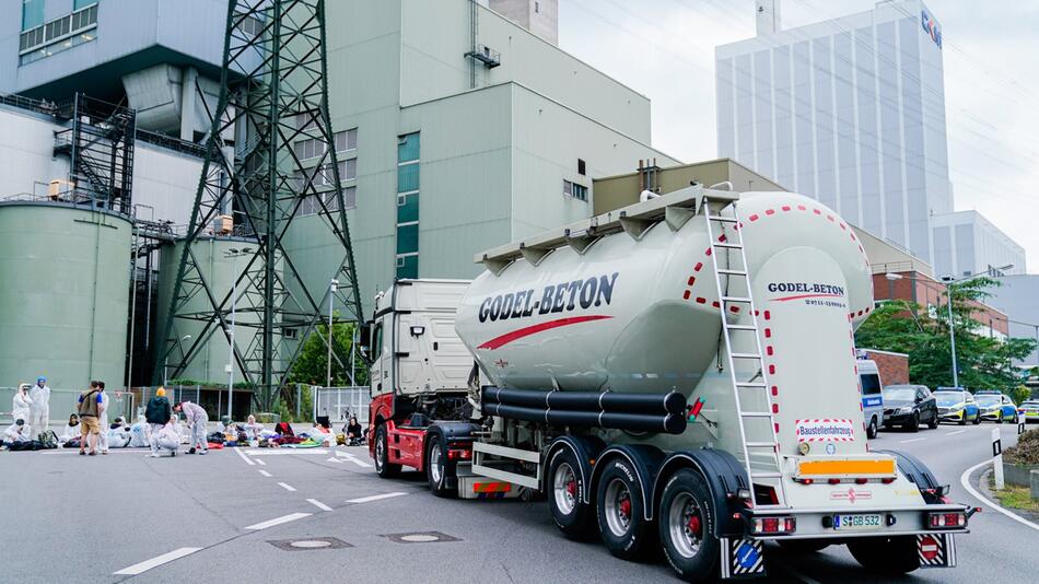 Protest against coal-fired power station in Germany