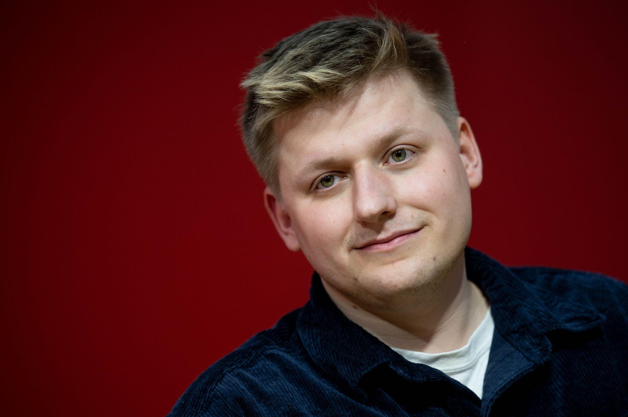 Posts zu Attentat auf Trump - Prozess gegen "El Hotzo" | 1&1 Posts zu Attentat auf Trump - Prozess gegen "El Hotzo" | 1&1