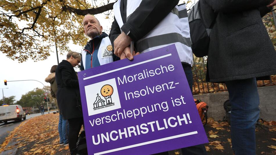 Synode der Evangelischen Kirche in Deutschland - Proteste