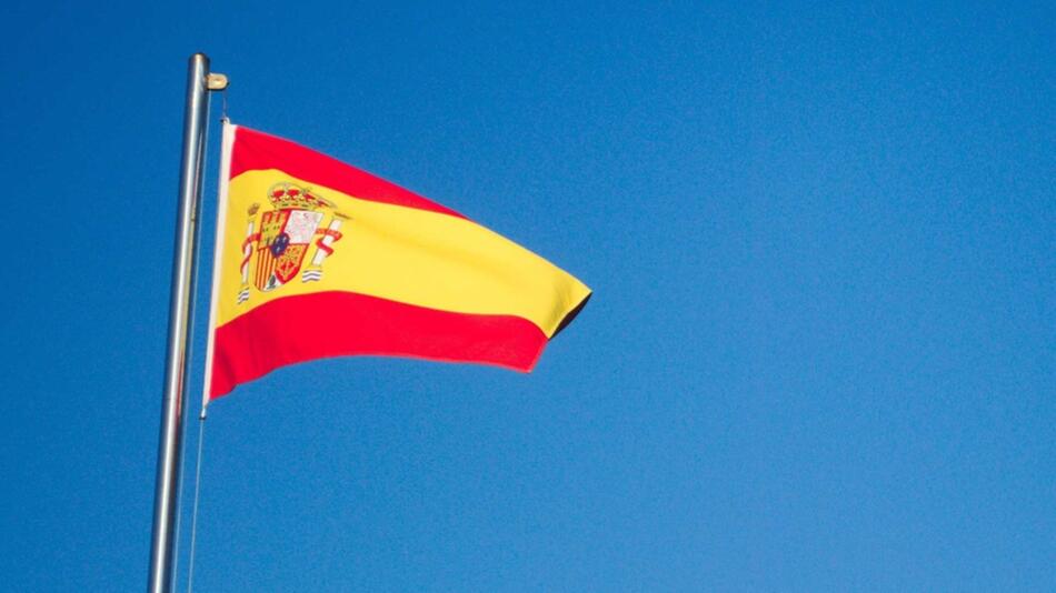 Umweltnotstand in Spanien ausgerufen - wegen massenhaft weißer Kügelchen