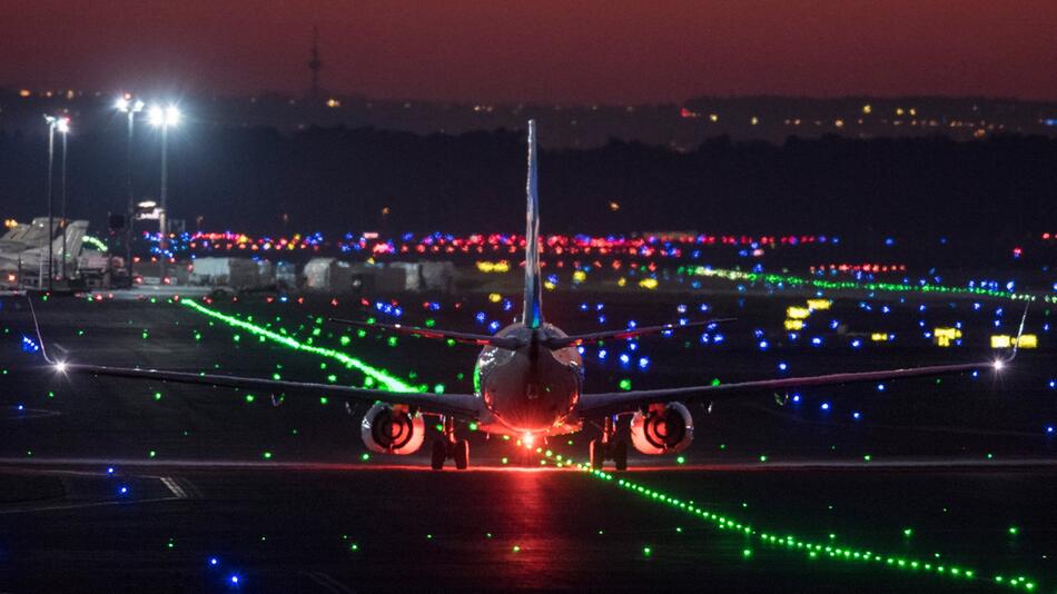 Flugbetrieb am Frankfurter Flughafen wegen Drohne eingestellt