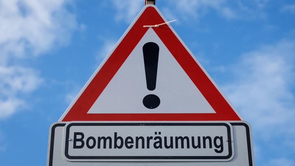 Bombenverdacht - Evakuierung von 14.000 Menschen