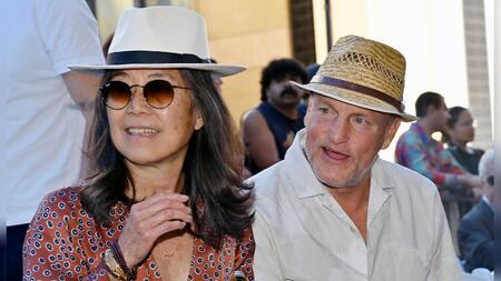 Sehr seltener Auftritt: Woody Harrelson zeigt sich mit seiner Ehefrau