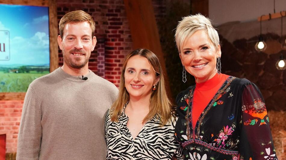 Gerald und Anna besuchen Inka Bause zum 20. Jubiläum von "Bauer sucht Frau".